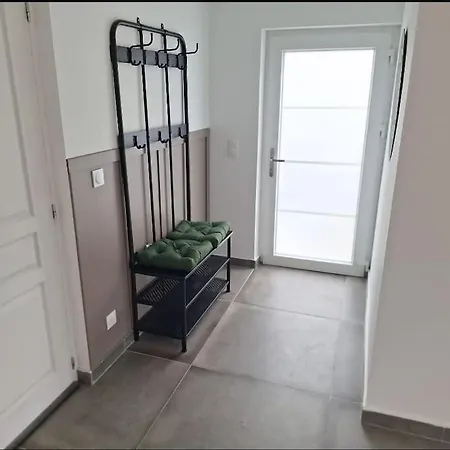 Holiday home Maison Neuve 15 Min Strasbourg Geudertheim
